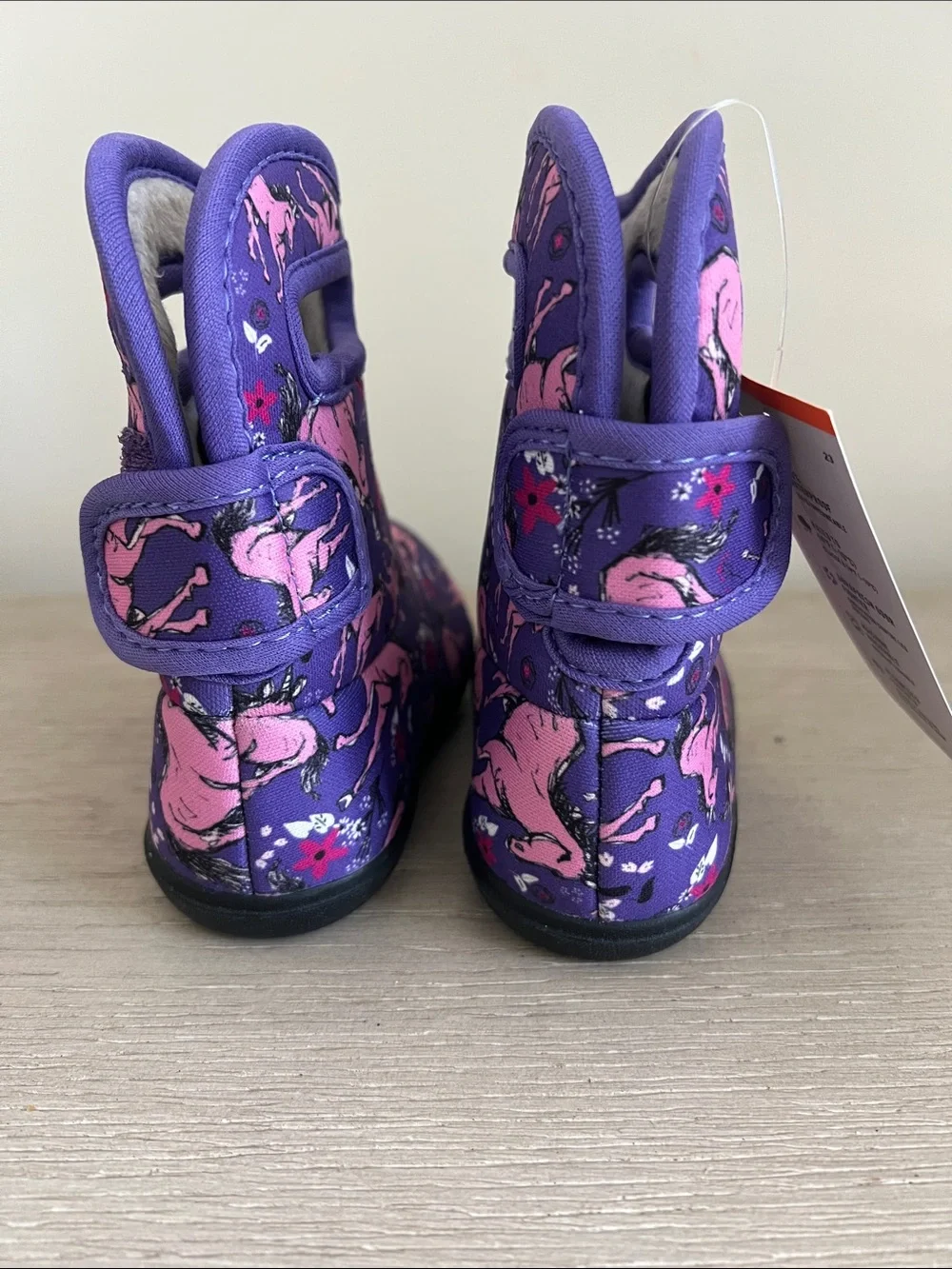 NWT girls Baby Bogs II Purple & Pink unicorn Horse Print Winter Boots size 7